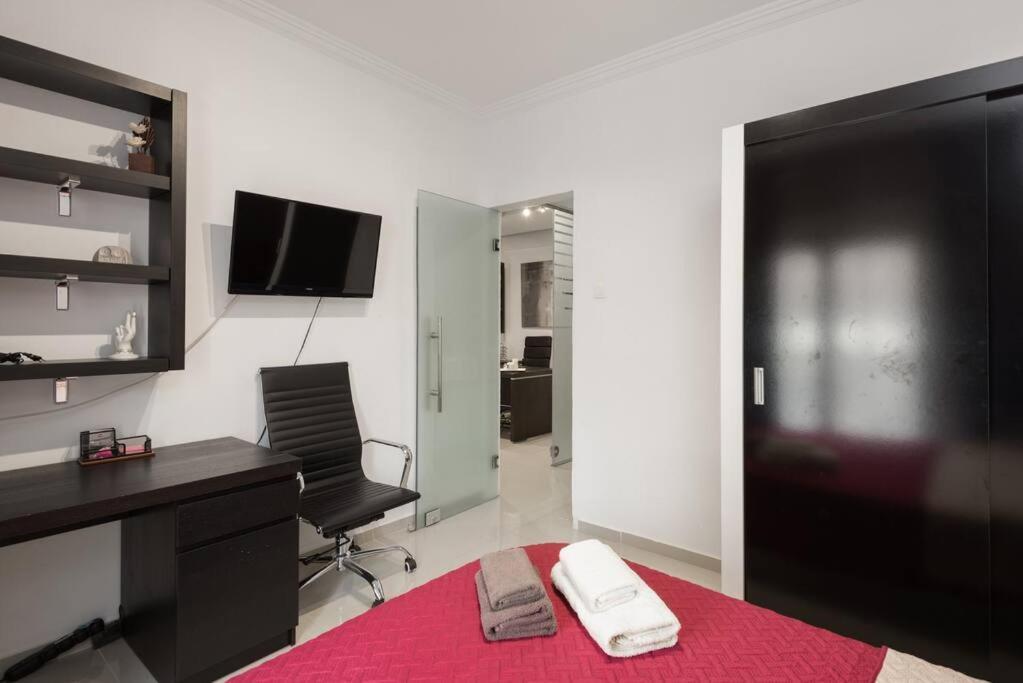 Modern Office Apartment.wifi,2a/c,luxury Fur/tures Apartment Thessaloniki