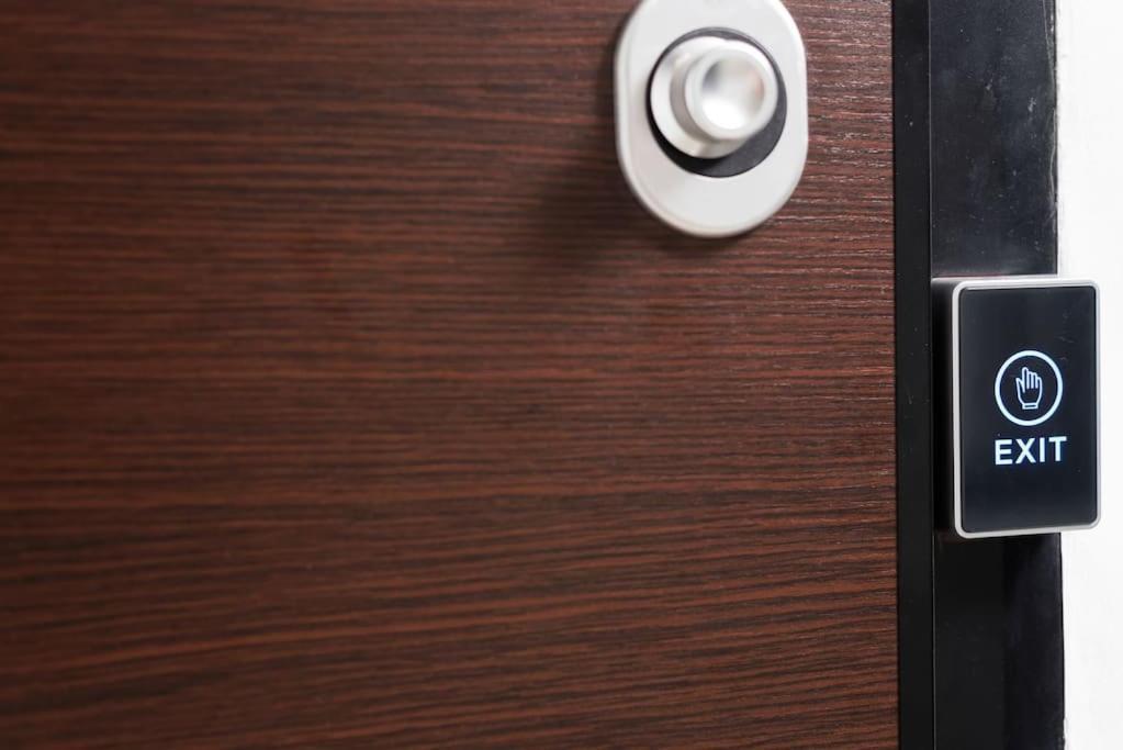 Apartment Modern Office Apartment.wifi,2a/c,luxury Fur/tures Thessaloniki