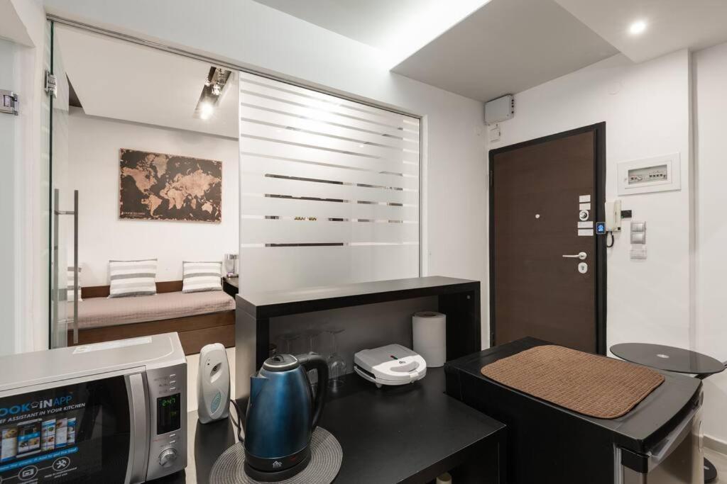 Modern Office Apartment.wifi,2a/c,luxury Fur/tures Apartment Thessaloniki