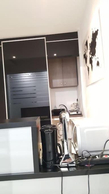 Apartment Modern Office Apartment.wifi,2a/c,luxury Fur/tures Thessaloniki
