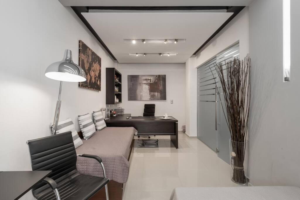 Modern Office Apartment.wifi,2a/c,luxury Fur/tures Apartment Thessaloniki