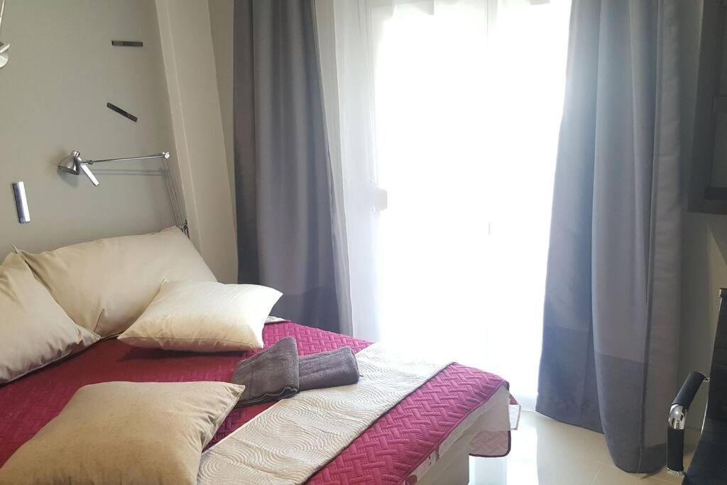 Modern Office Apartment.wifi,2a/c,luxury Fur/tures Apartment Thessaloniki
