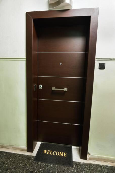 Modern Office Apartment.wifi,2a/c,luxury Fur/tures *